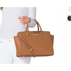NEW Michael Kors Selma Large Saffiano Leather Satchel